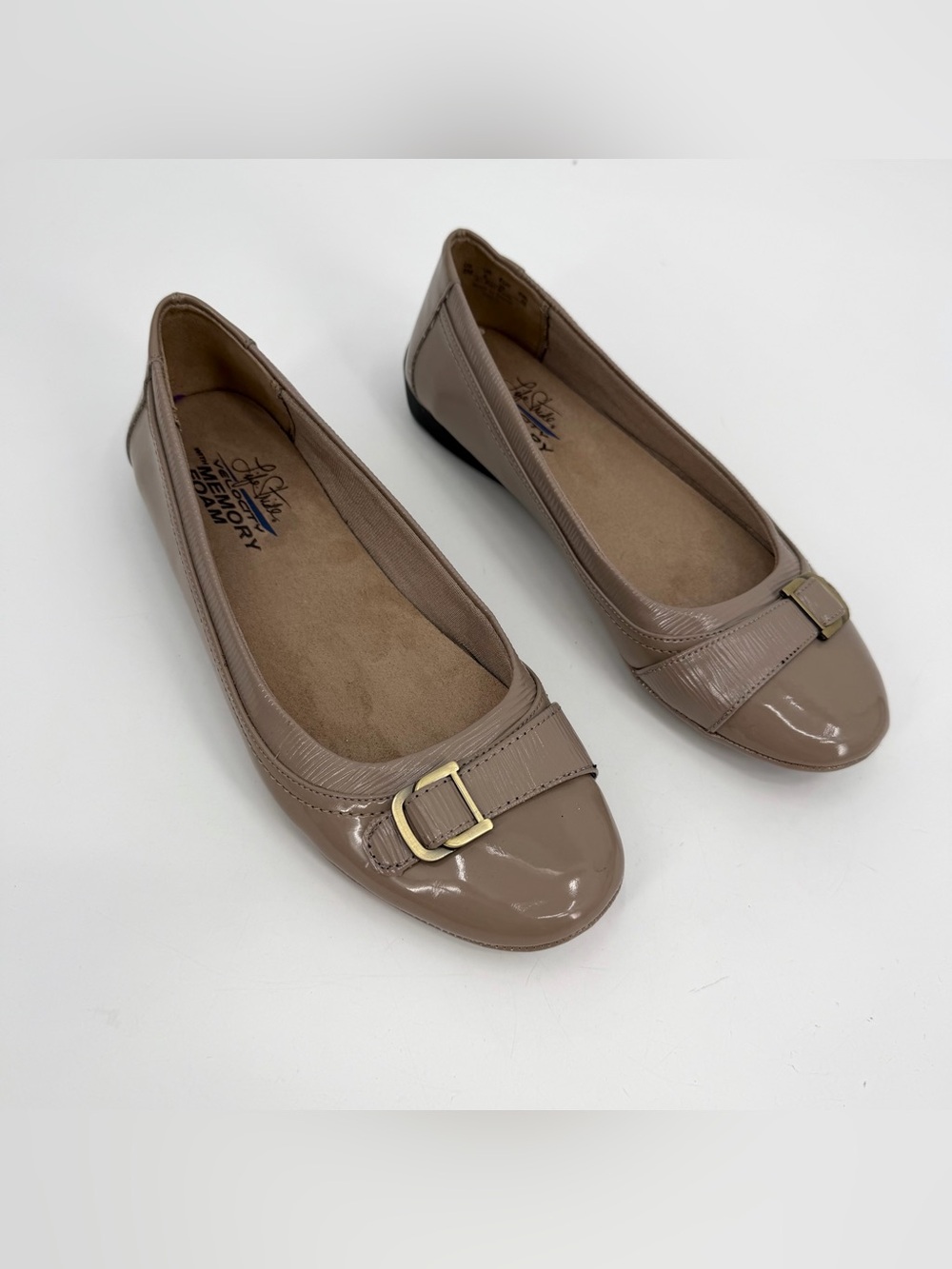 Life Stride Velocity Flats Womens 8 M Venti Taupe Patent Memory Foam Slip On